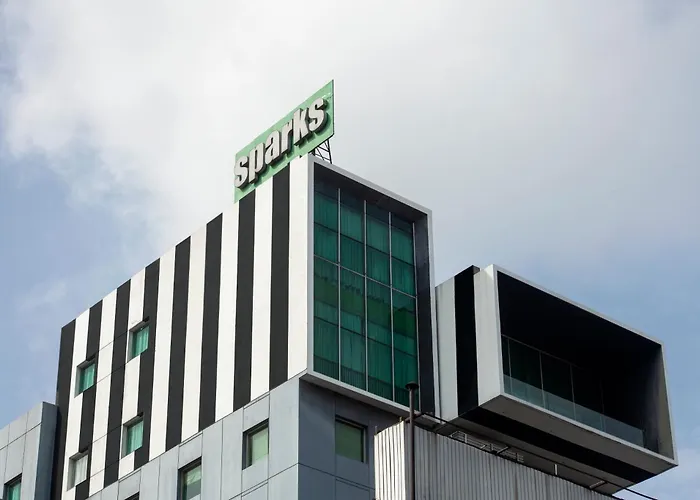 Sparks Life Jakarta, Artotel Curated